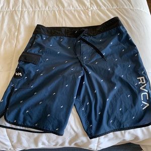 RVCA board shorts (size 32)